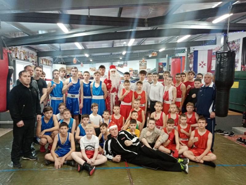 Боксерский клуб «ЧЕМПИОН»-с. Ковылкино